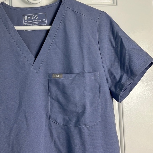 Figs Catarina One-Pocket Scrub Top Blue - Picture 3 of 9